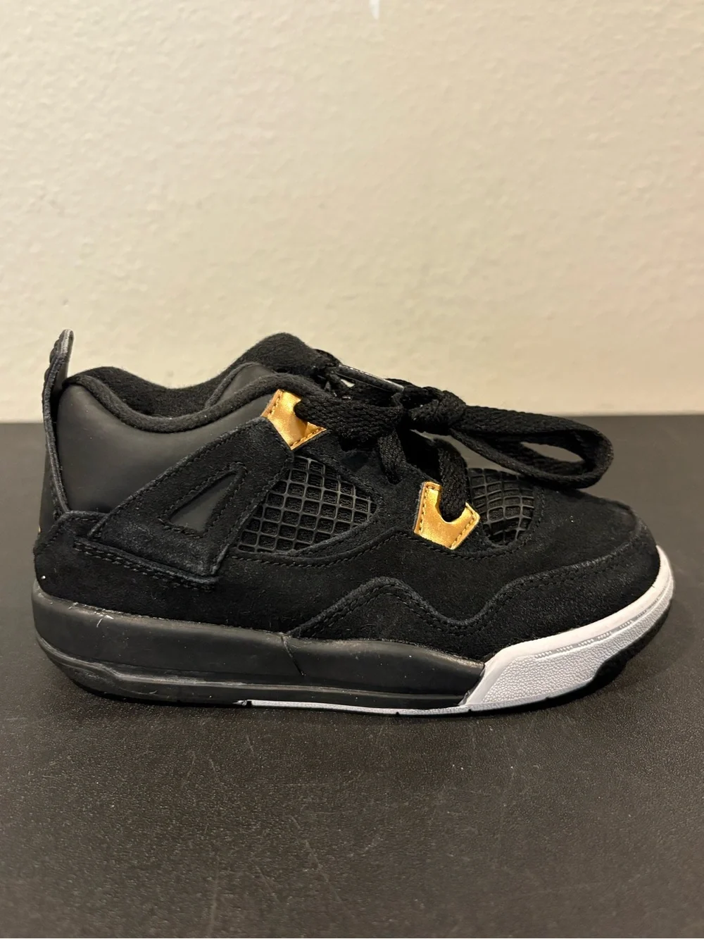 Nike Jordan 4 Retro BT 308500-032 Black Gold Royalty Shoes Kids Size 9C